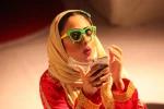 نمایش ظندگی ظدگی به کارگردانی کورش سلمانی