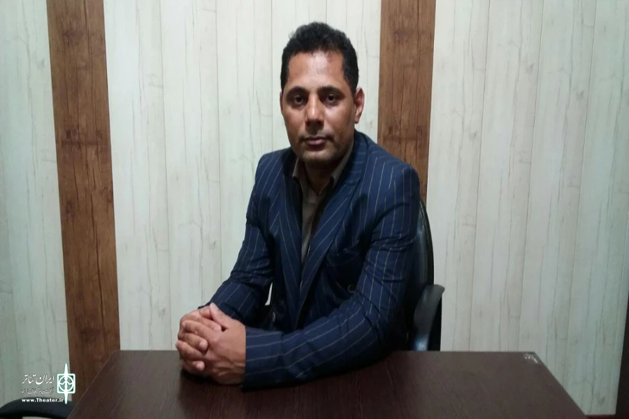 به مناسبت گرامیداشت روزجهانی تئاتردومین مجلس خوانی منونولوک برگزارمی شود.