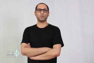 کارگردان و بازیگر نمایش «خشکسالی و دروغ»:

اجبار من را به سوی کارگردانی بُرد