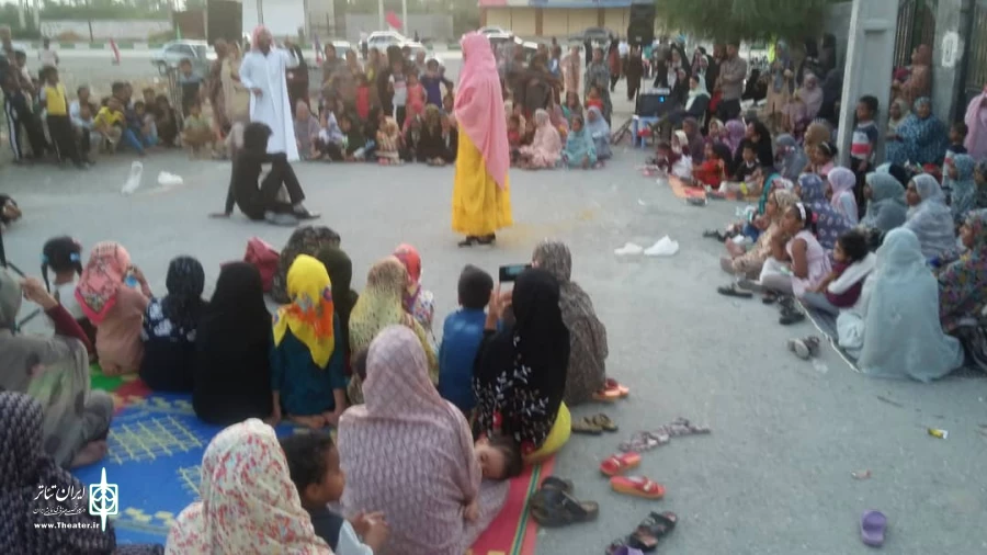 اجرای نمایش خیابانی "به نقل ما گپ بی بی" 2