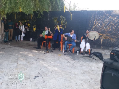 هشتمین جشنواره تئاتر معلولین منطقه کویر و‌خلیج فارس

نمایش میدانی «لطفا روی‌ابرها قدم بزن» از بوشهر به اجرا در آمد