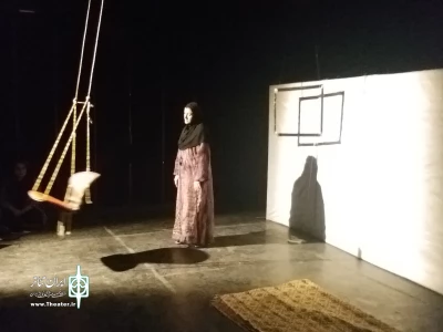هشتمین جشنواره تئاتر معلولین منطقه کویر و‌خلیج فارس

نمایش «کد۹۹» از آبادان به روی صحنه رفت