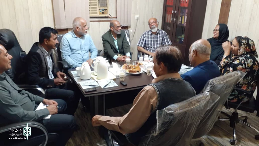 اولین نشست هم اندیشی پیشکسوتان تئاتر هرمزگان 3
