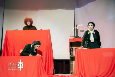 اجرای جدید گروه اَنتیکَه

نمایش تماشاچیِ محکوم به اعدام به روی صحنه رفت