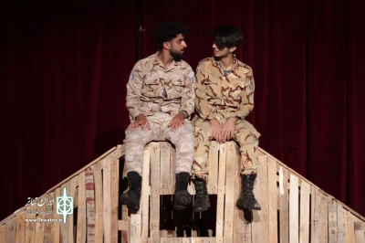 به طراحی و کارگردانی علیرضا کوشک جلالی

نمایش جنگ و صلح روبینسون و کروزو در بستک به صحنه رفت