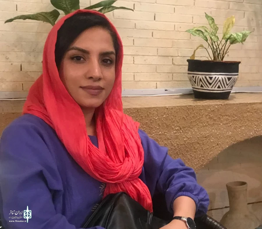 یادداشت نسیبه جمشیدی درباره نمایش «چتری برای ایسلاف» به نویسندگی و کارگردانی وحید دهشکار  2