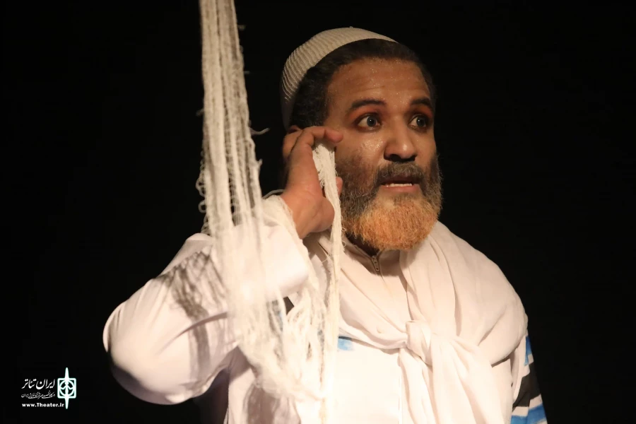 گزارش تصویری نمایش"دخترساحل"/عکس:غلامرضا رحیمیان