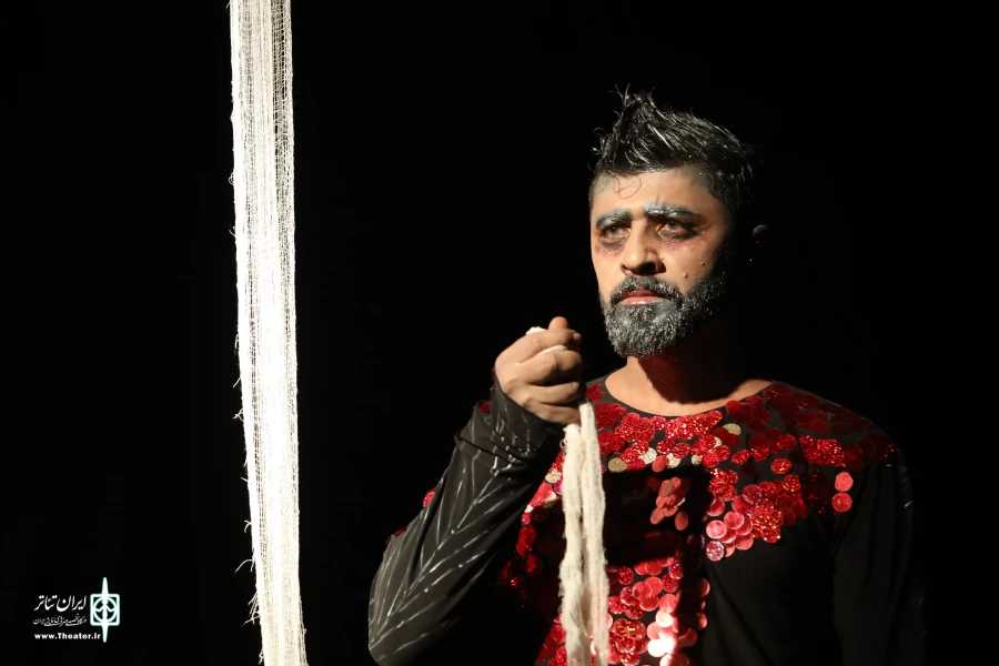 گزارش تصویری نمایش"دخترساحل"/عکس:غلامرضا رحیمیان
